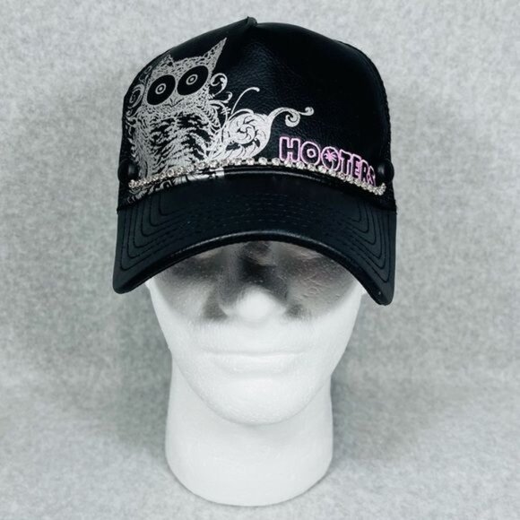 Hooters Hat Women’s Black Vegan Leather Rhinestones Owl Snap‎ Back OSFM Vtg - Picture 5 of 16